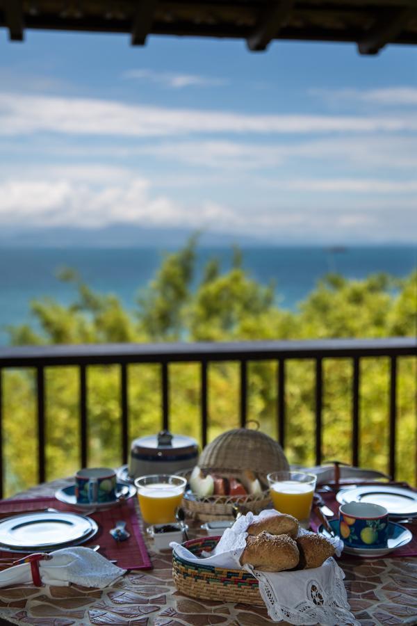 Casa Vermelha Guest House Ильябела Экстерьер фото